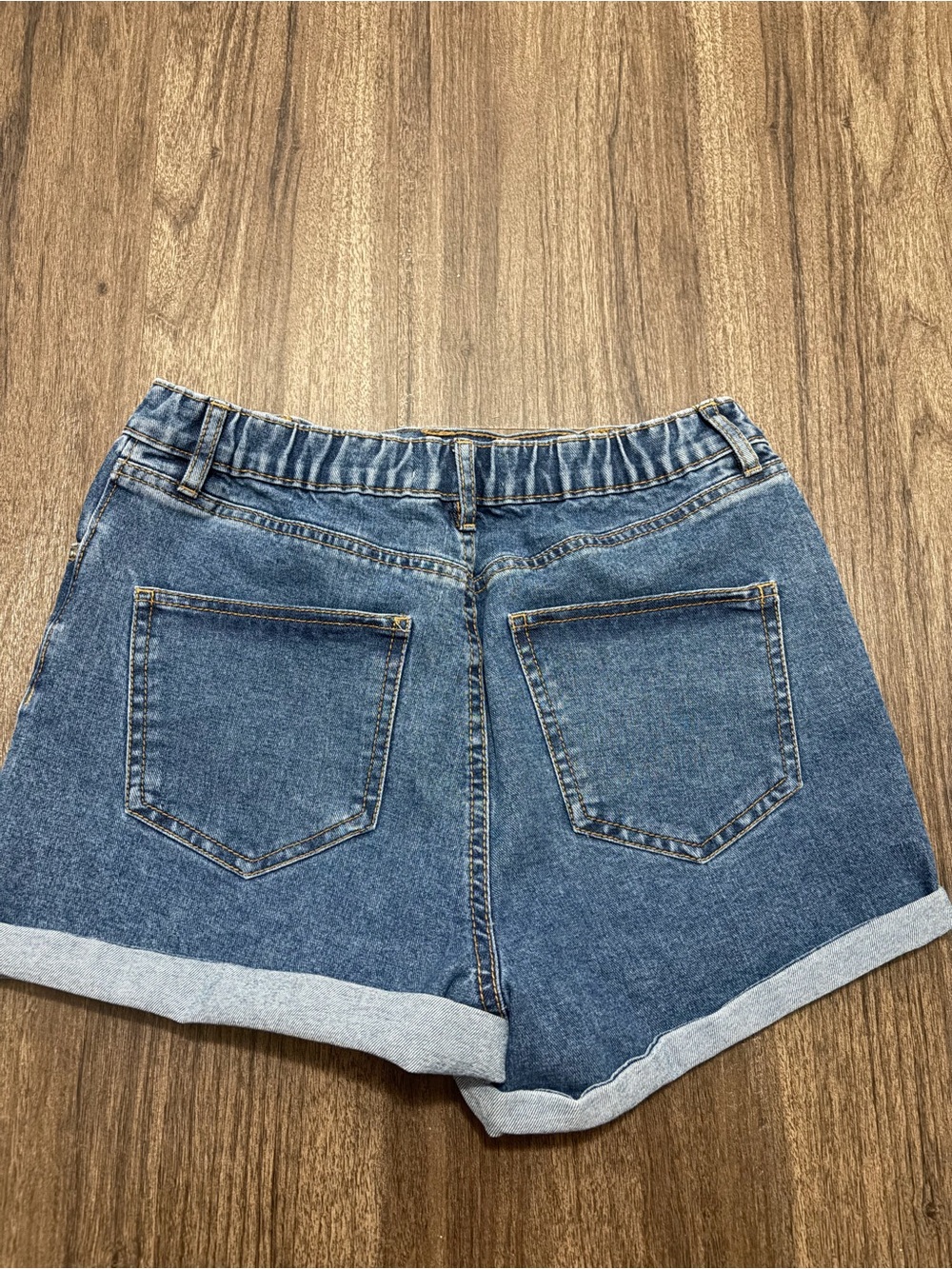 Size 28 dynamite shorts